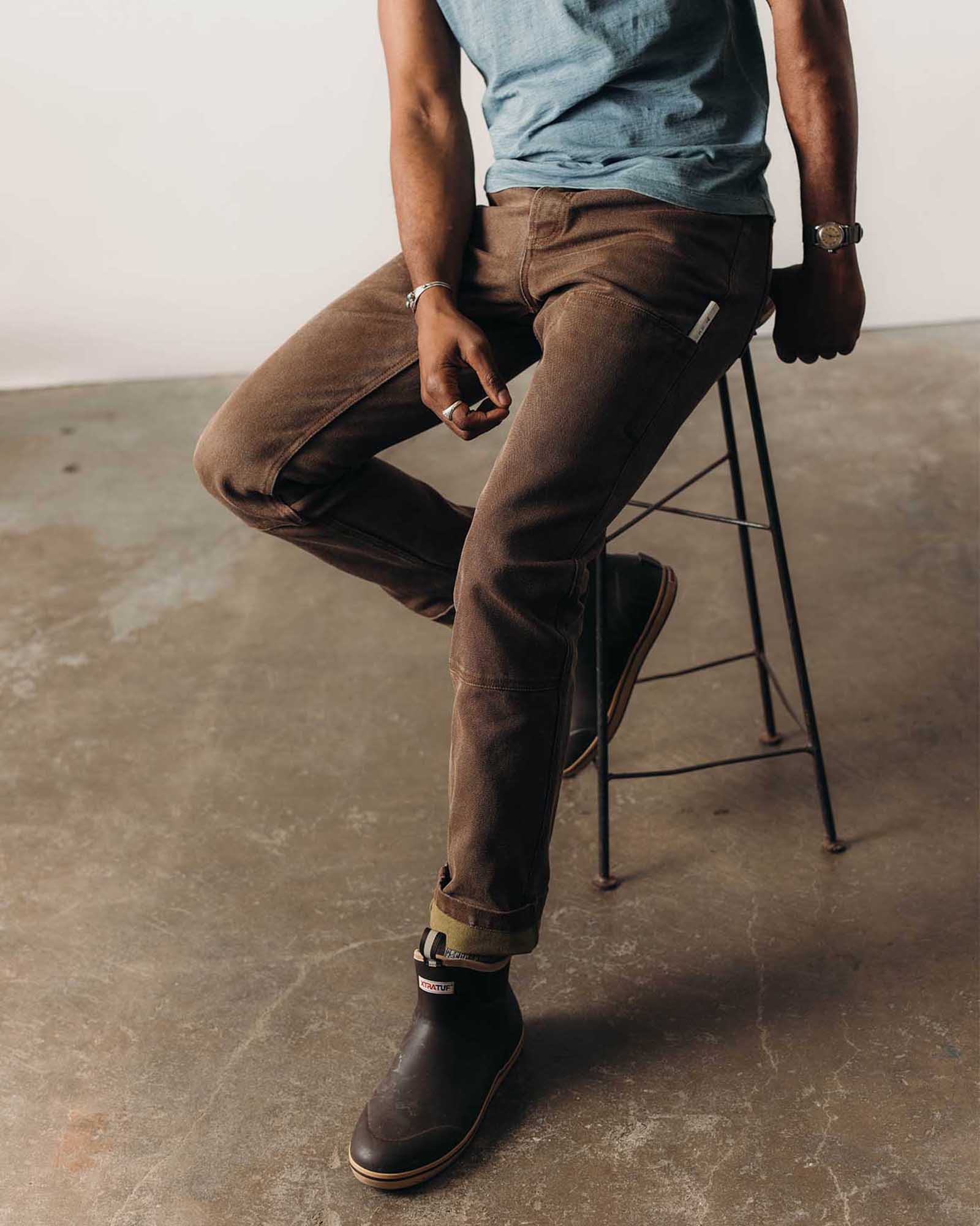 The Chore Pant in Aged Penny Chipped Canvas - Image 2