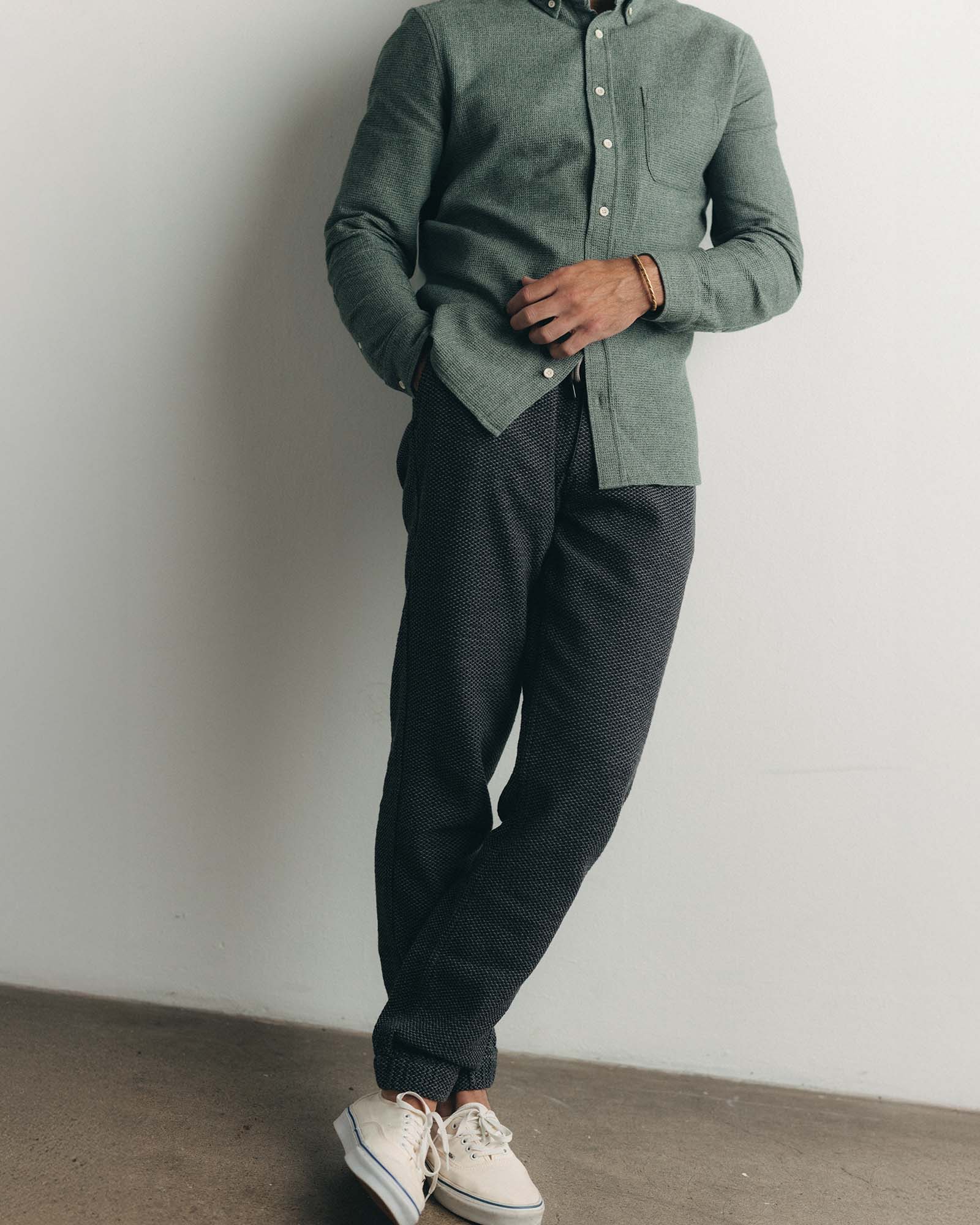 The Apres Pant in Charcoal Sashiko - Image 2