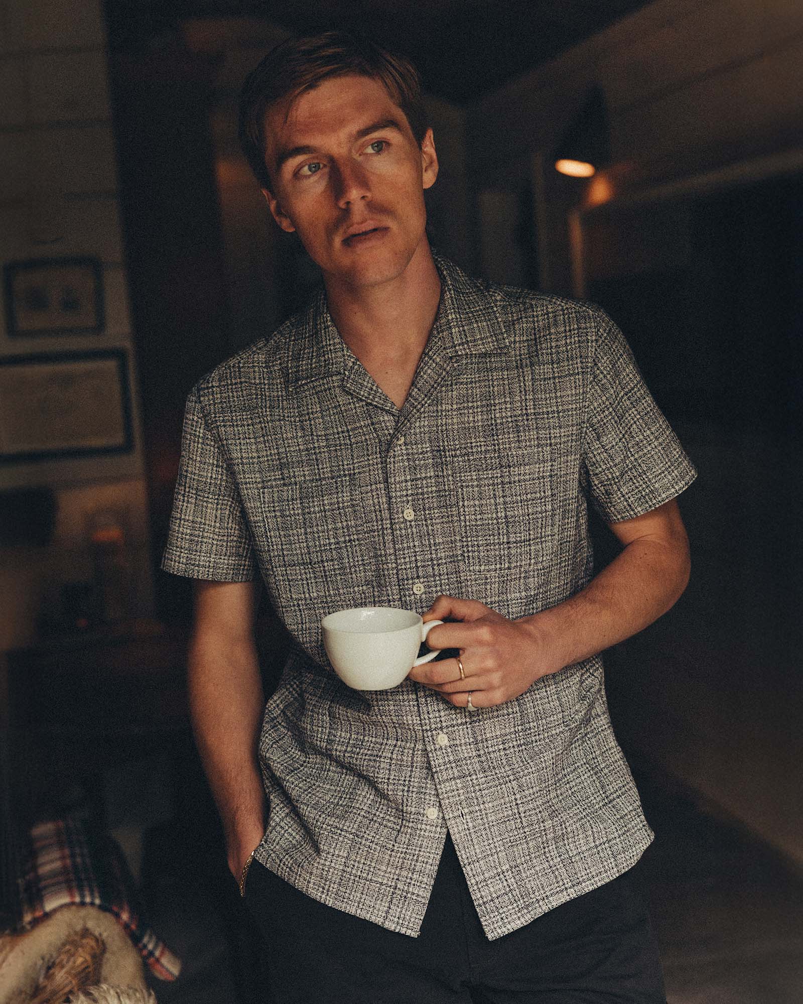 The Conrad Shirt in Cloud Cover Dobby - Image 2