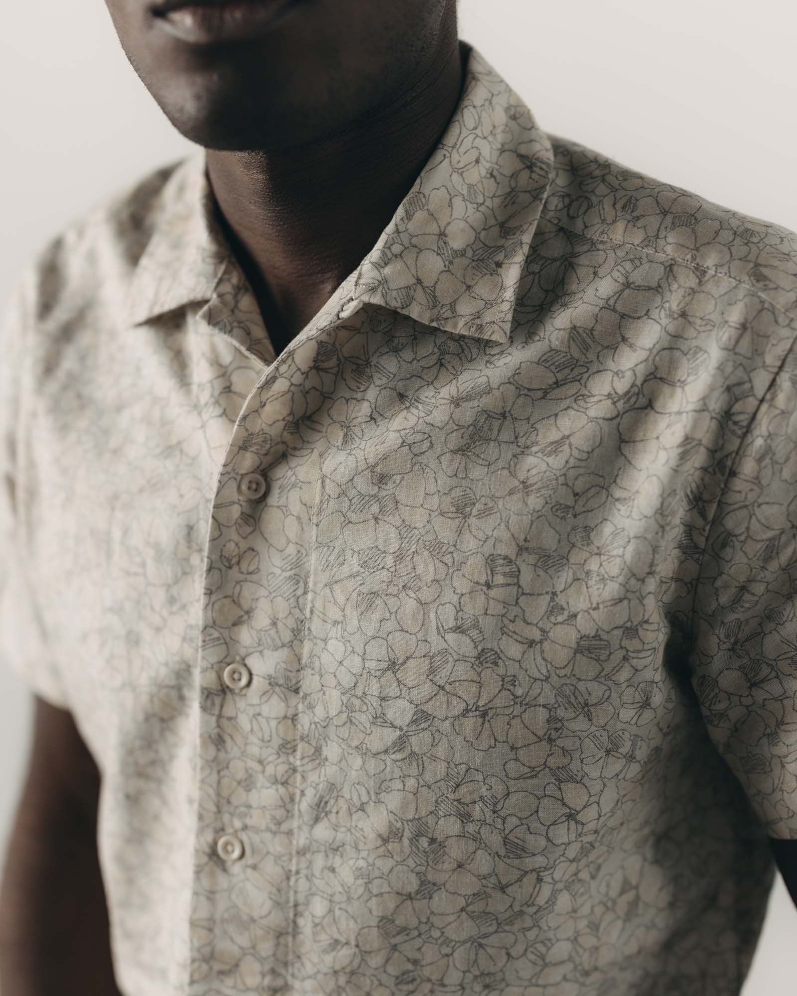The Davis Shirt in Grey Skies Floral - Image 2