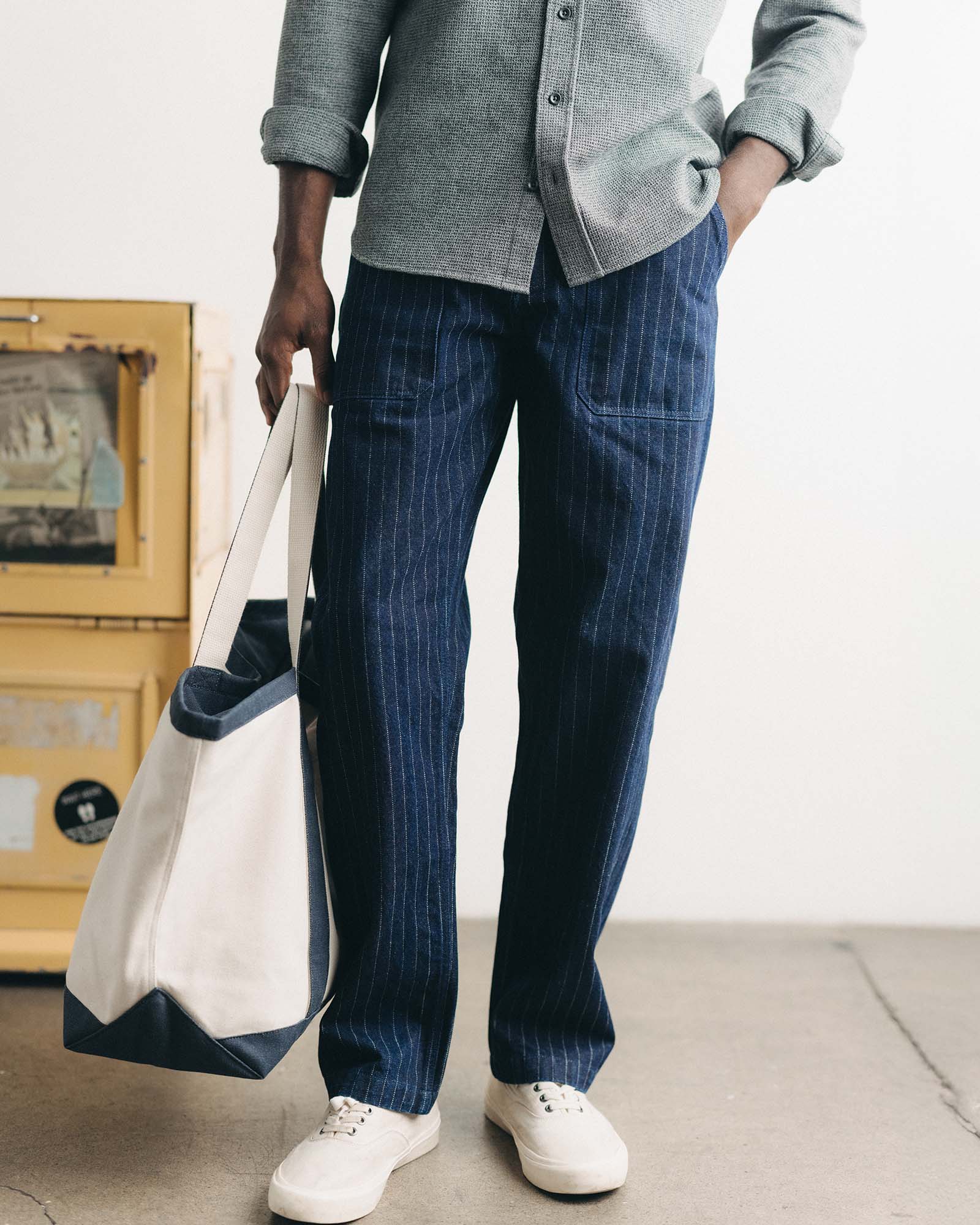 The Mariner Jean in Rinsed Indigo Dobby Denim - Image 2