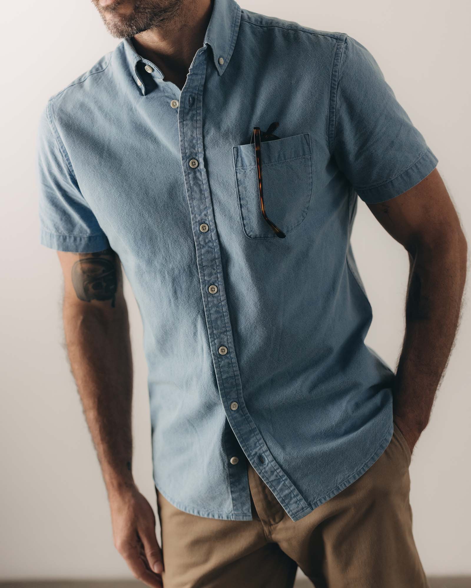 The Short Sleeve Jack in Washed Indigo Oxford - Image 2