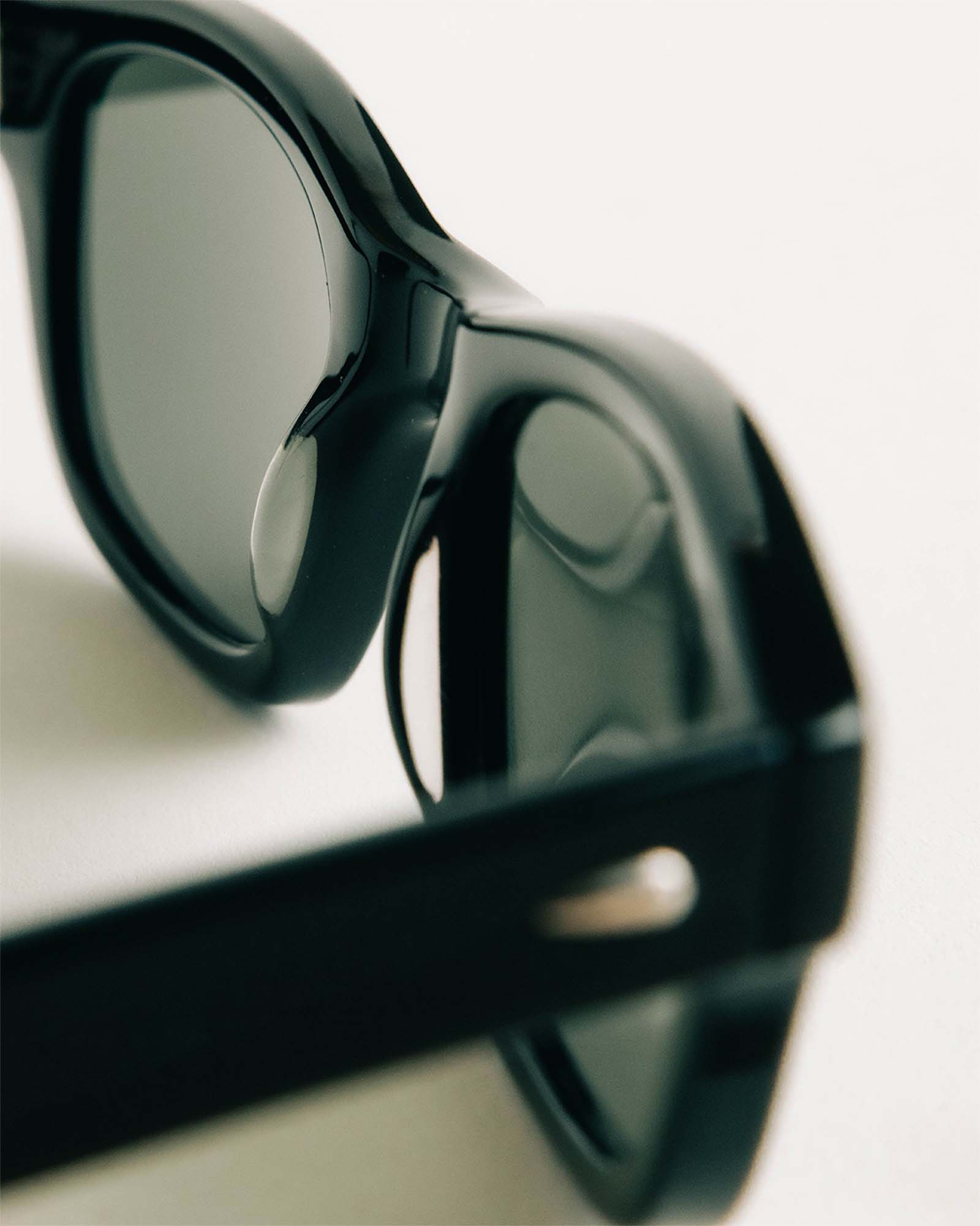 The Sergio in Black - Image 6