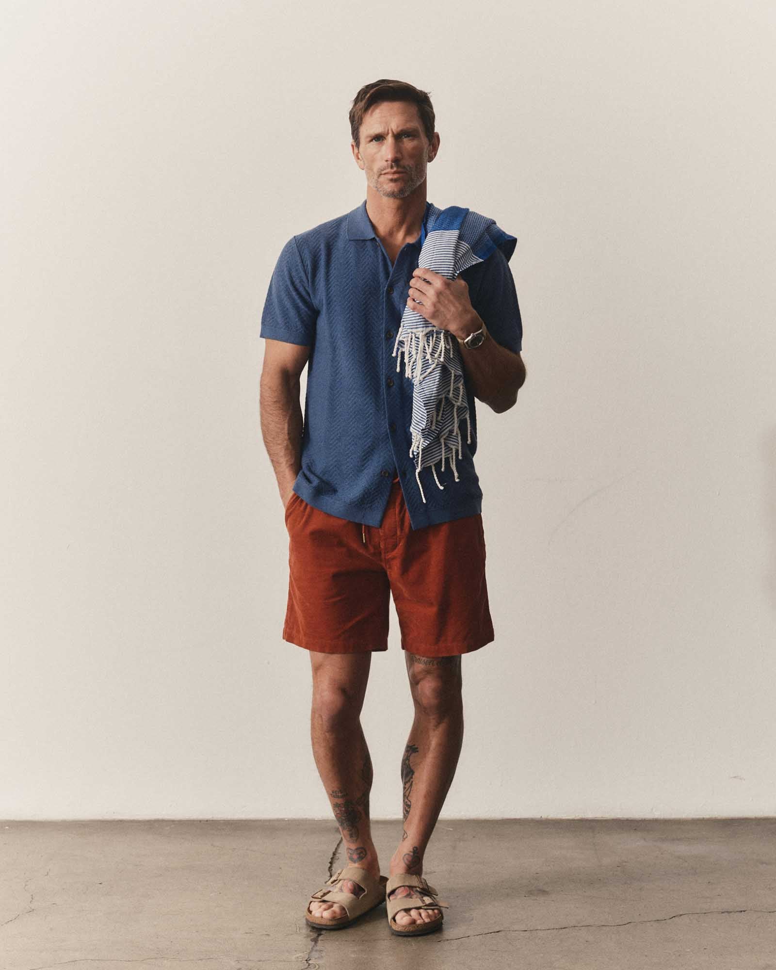 The Apres Short in Heather Chili Pincord - Image 2